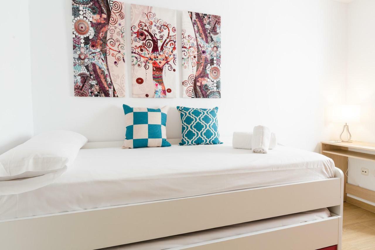Picasso Daisy Apartment Fuengirola Exterior foto